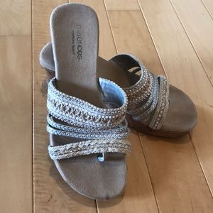 Maurices Cork Wedge Sandal Size 8M